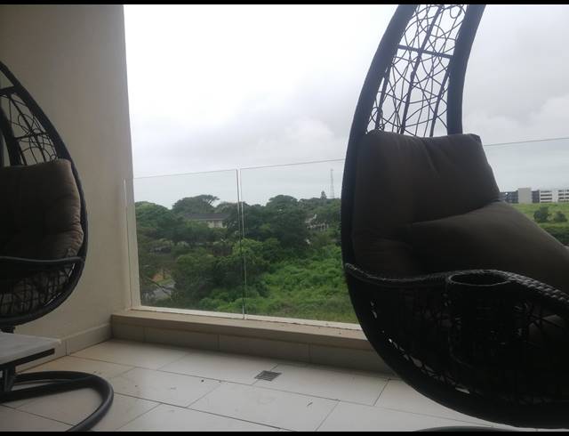 1 BEDROOM APARTMENT TO LET IN UMHLANGA RIDGE